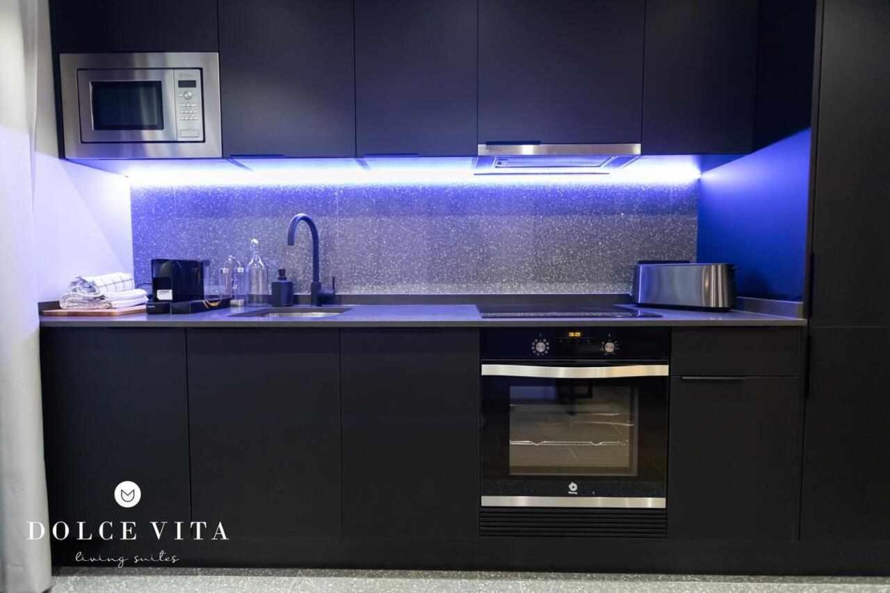 Apartamento Milano Living Suites En Vila Real Bagian luar foto